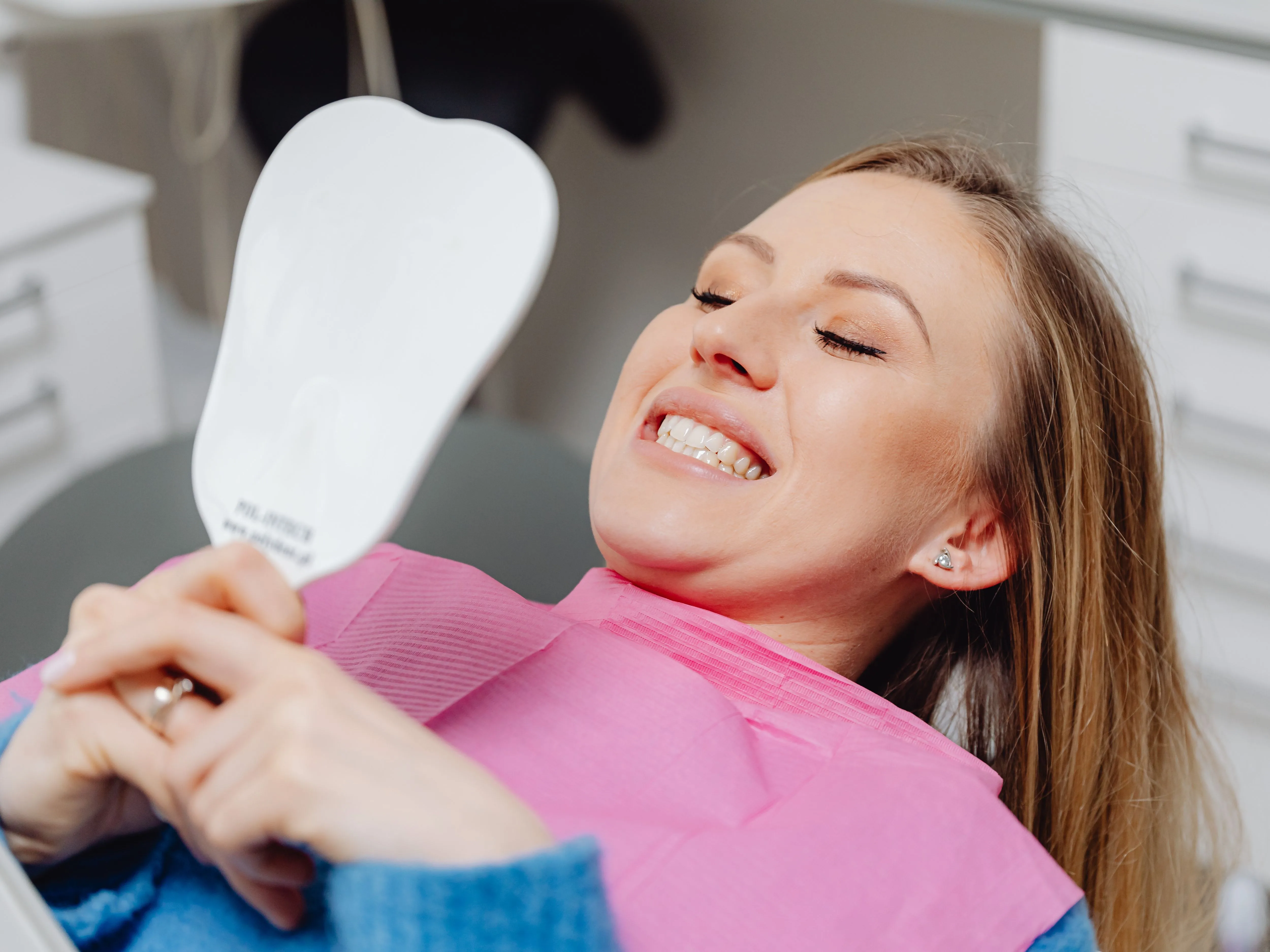 Dental klinika reception və gözləmə zonası